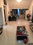 低價(jià)出售陽(yáng)光花園6樓99平