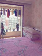 70平方 中裝 五樓 地理價(jià)置好(中介勿擾