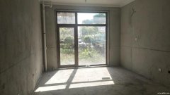 清華園帶40平花園，115平，5560