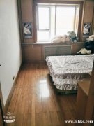 鐵北麗園1008棟緊鄰鐵北市場學(xué)校醫(yī)院交通便利拎包入住低價(jià)出