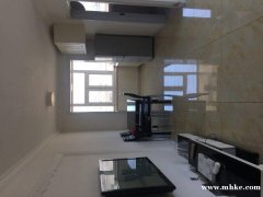 學(xué)區(qū)房出租，位于軍休小區(qū)（民政局后面）步行梯7樓70平，拎包