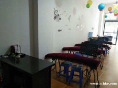 鐵北教育園區(qū)民樂家園門市現(xiàn)在出兌，位置臨近歐亞，門前客流量大