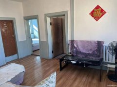 新華小學附近四樓三室兩廳便宜出租