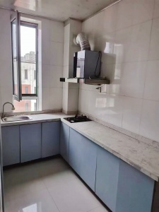 東街楓林小鎮(zhèn)46平出租，交通便利，價(jià)格合理