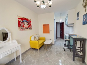 中心街附近公寓出租獨立衛(wèi)浴可做飯