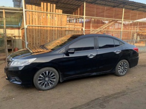 出售本田凌派14年手動擋。四萬五