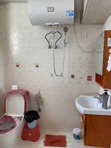 高麗新村6樓兩室出租