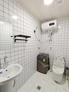 步梯二樓公寓出租獨(dú)立衛(wèi)浴可做飯