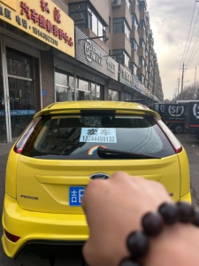 出售12年福特?？怂剐′撆谝慌_