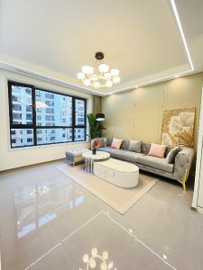 龍湖藍(lán)山4樓精裝兩室60.8萬(wàn)