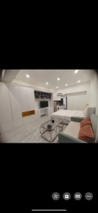 出租出售鑫港公寓，49平精裝一年15500包取暖物業(yè)寬帶，拎包入住，房東不墨跡，出租中，6月28號(hào)到期