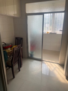 鐵北天怡小區(qū)一樓轉(zhuǎn)租