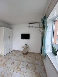 東方家居旁有一住宅出租