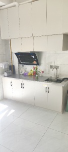 全新裝修，可日租，月租，年租。