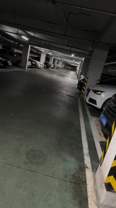 水郡華庭車位出售