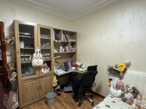 出租河南城市經(jīng)典 電梯100平 超低價