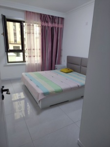 長安城年租一萬八包括取暖物業(yè)寬帶