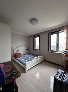 出租水云天高層9樓不把山南北通透（年租）