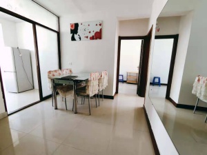 出租西小區(qū)樓房，地?zé)針? /><span id=