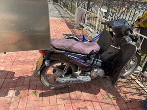 便宜出售摩托車