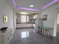 出租城市花園12樓107平兩室